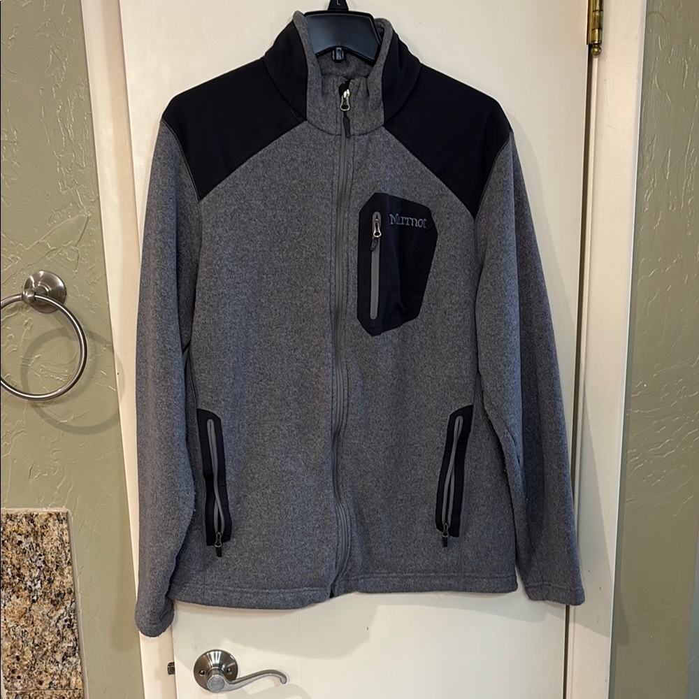Marmot Men's Gray and Black Jacket